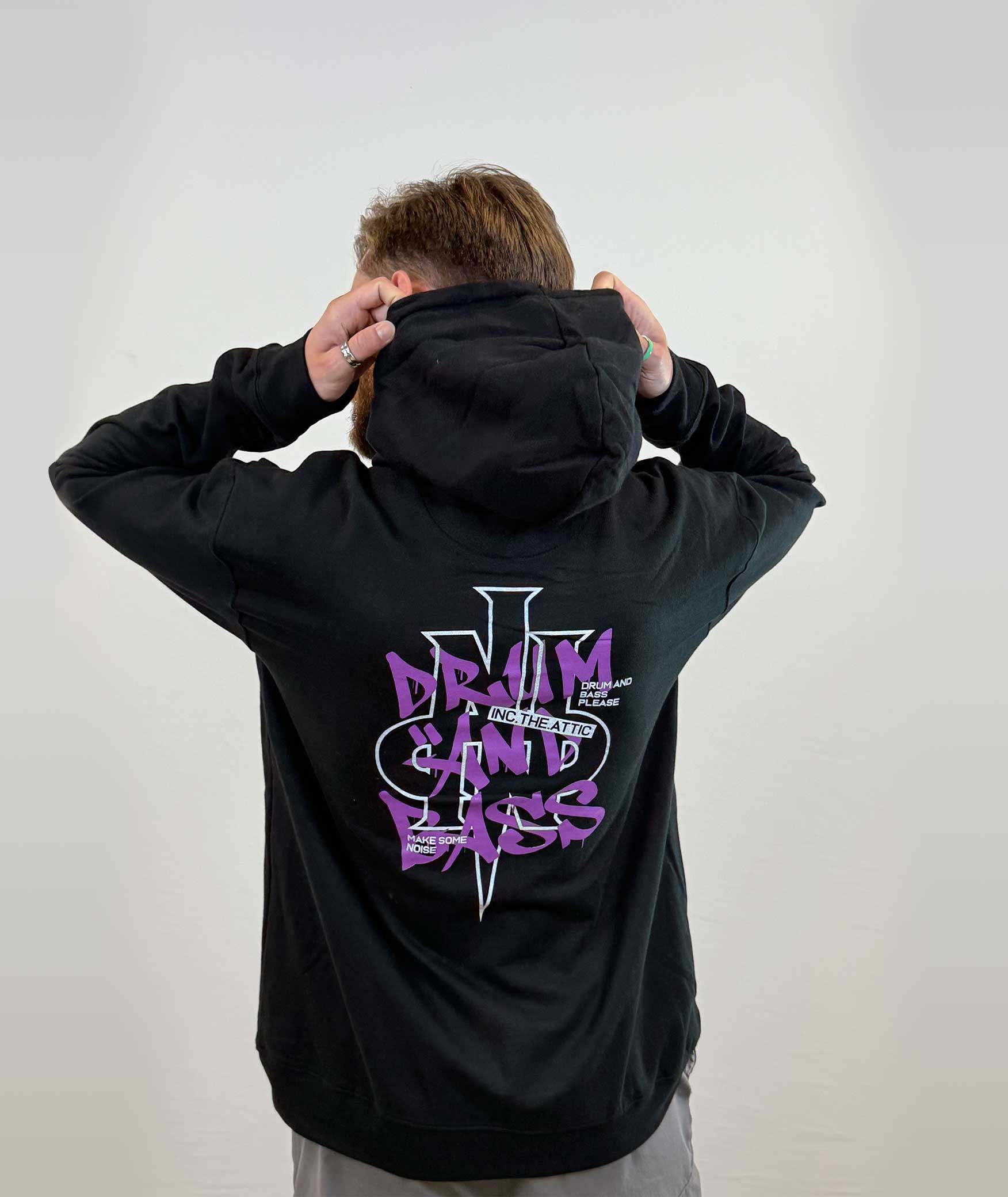 Sudadera Urbana DNB Negra – OG Collection | INC The Attic Sevilla