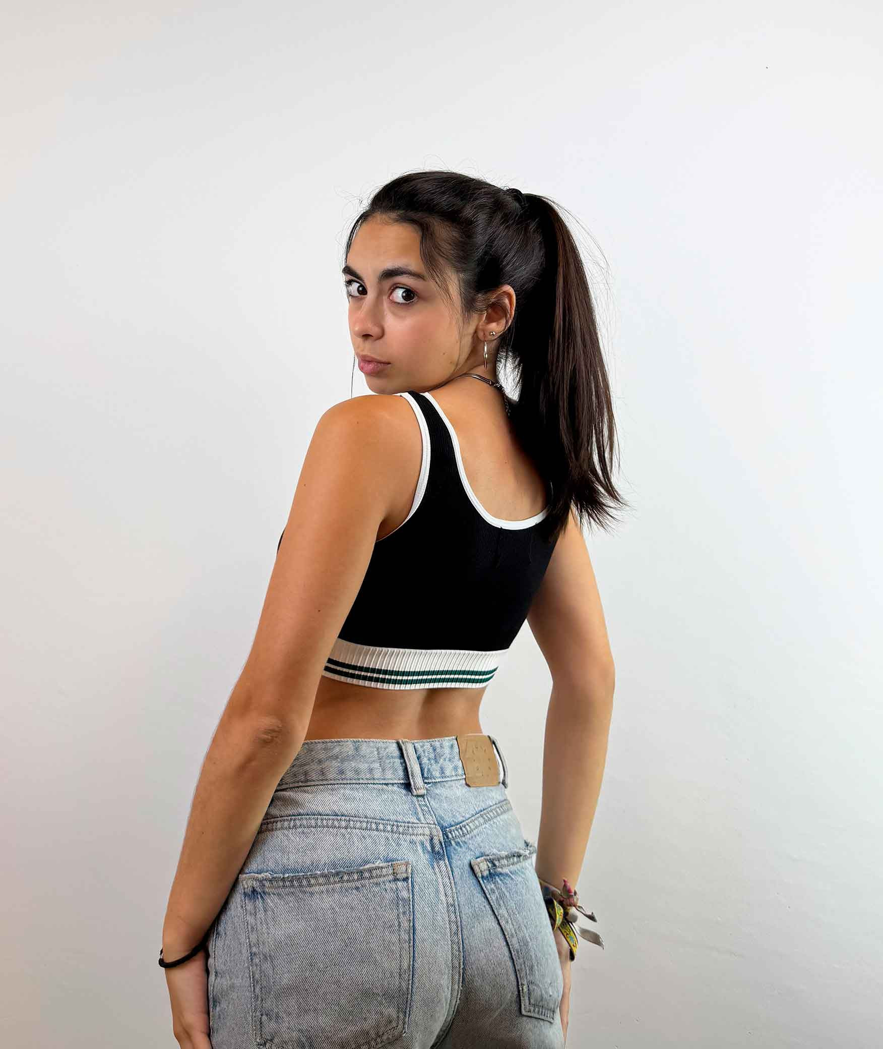Top Deportivo Bline Negro – Summer Collection | INC The Attic Sevilla
